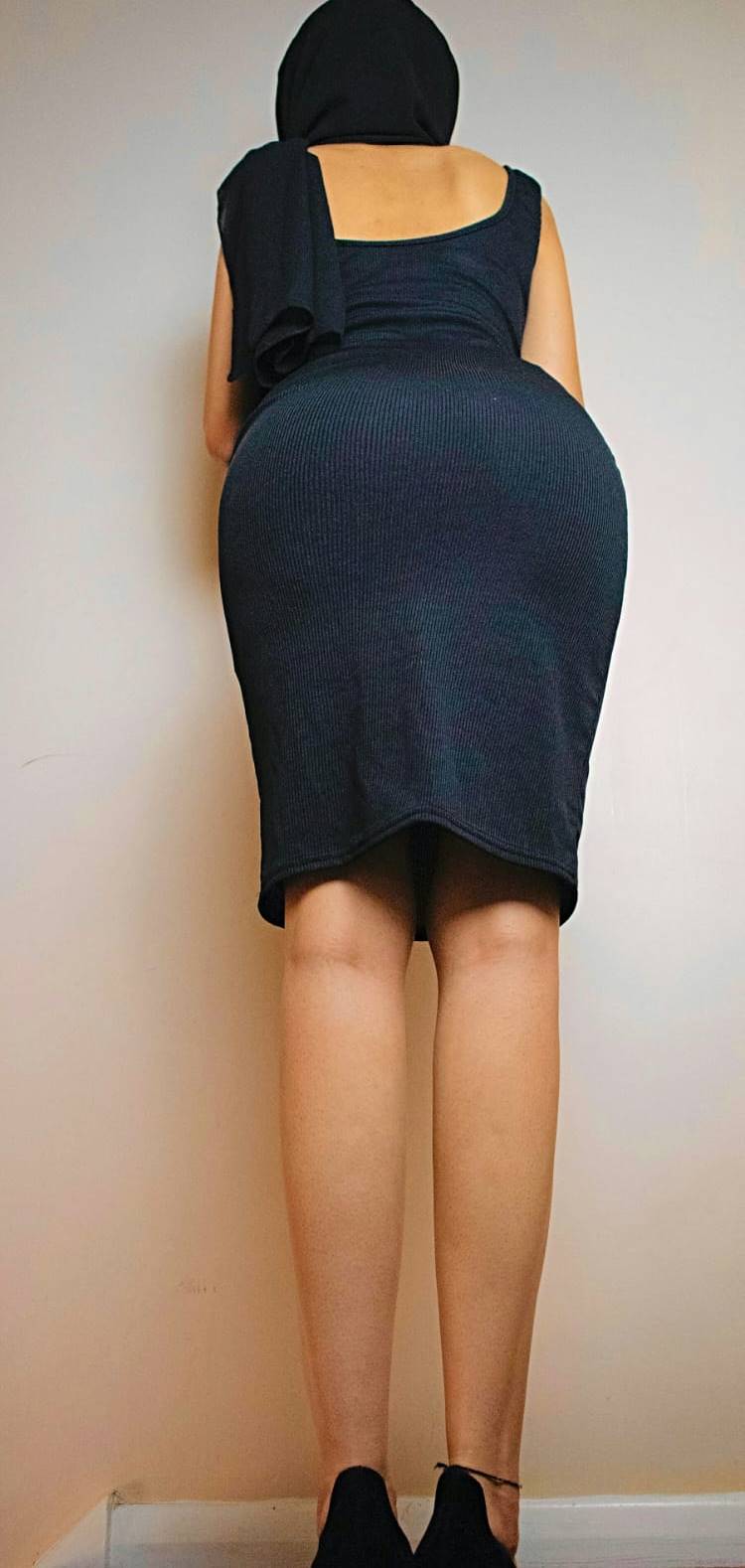 Türbanlı Escort Bayan Pelinle Gerçek Tutkuyu Keşfedin